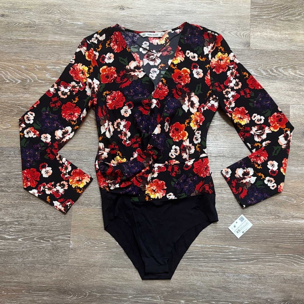 Zara Floral V-Neck Bodysuit with Multicolor Blooms NWT